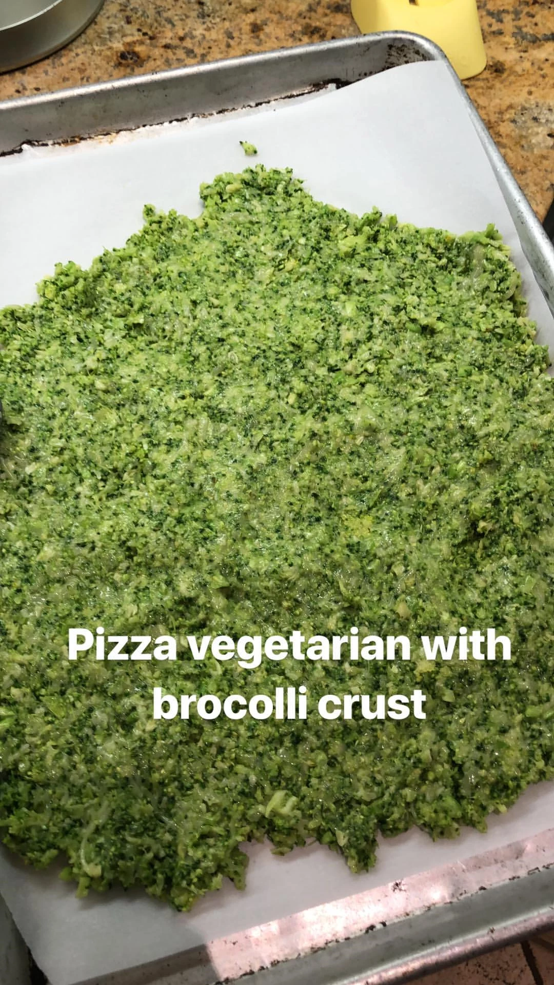 Η Μαριέττα Χρουσαλά σού δείχνει την πιο υγιεινή συνταγή για πίτσα