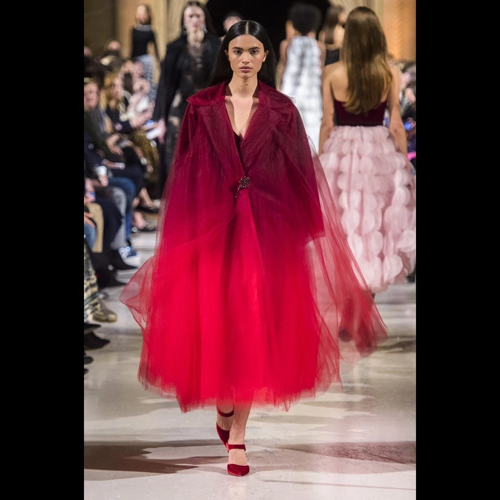 Oscar de la Renta, Carolina Herrera F/W 2018-19