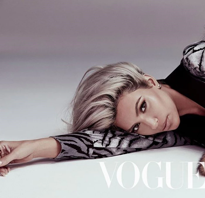 H Kim Kardashian φωτογραφήθηκε για την Vogue Taiwan - εικόνα 2