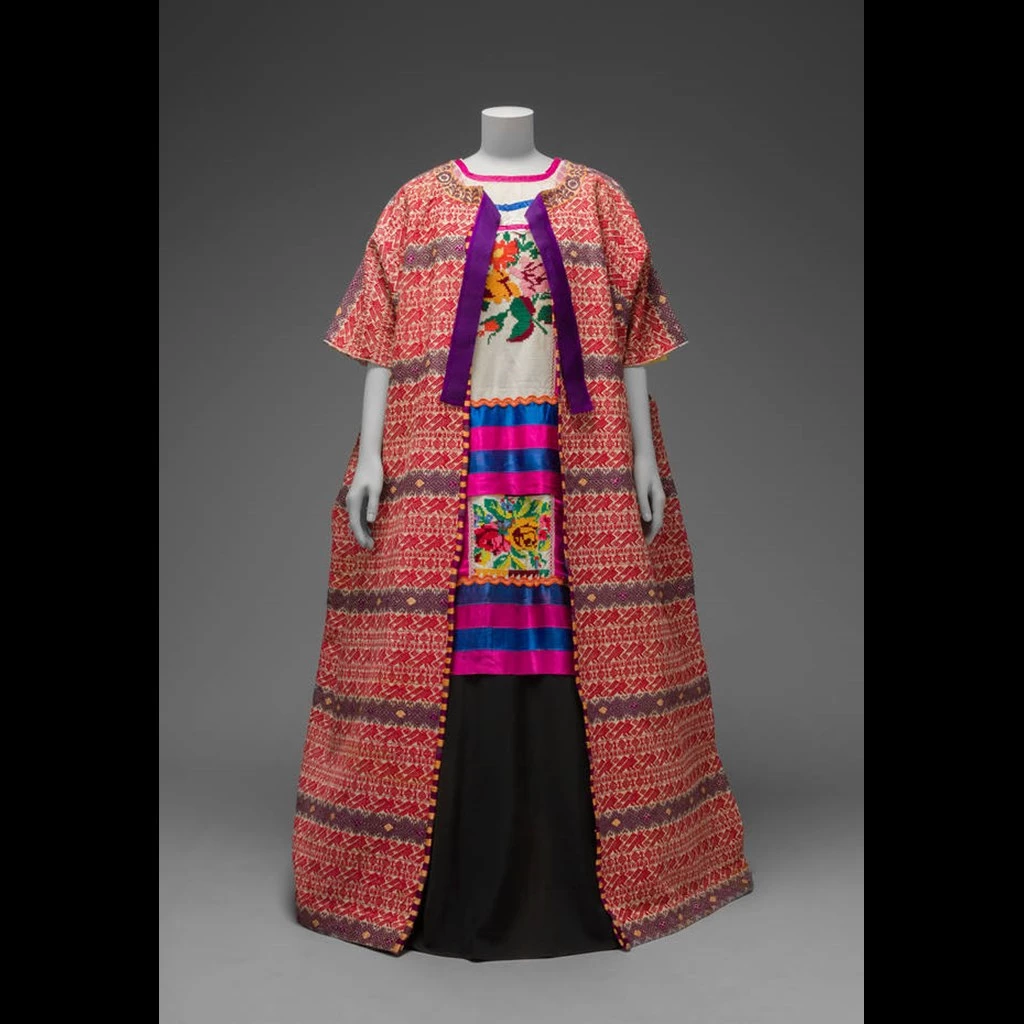 Σπάνια προσωπικά αντικείμενα της Frida Kahlo εκτίθενται για πρώτη φορά στο ευρωπαϊκό κοινό