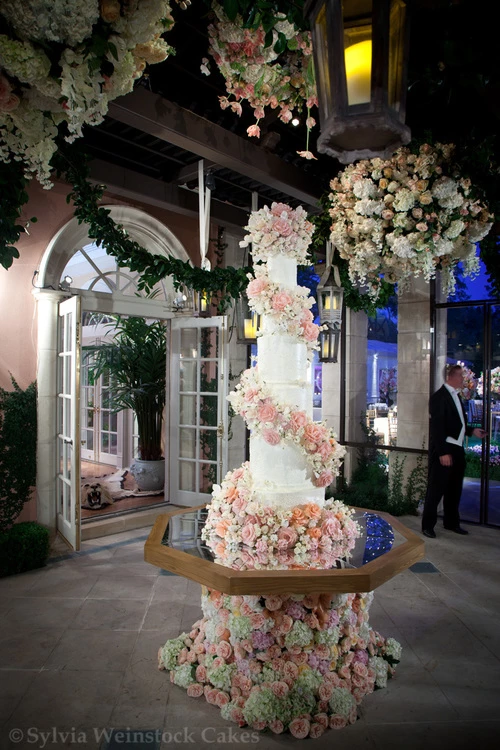 Sylvia Weinstock | H απόλυτη «βασίλισσα» των wedding cakes που αγαπούν (και) οι stars - εικόνα 3