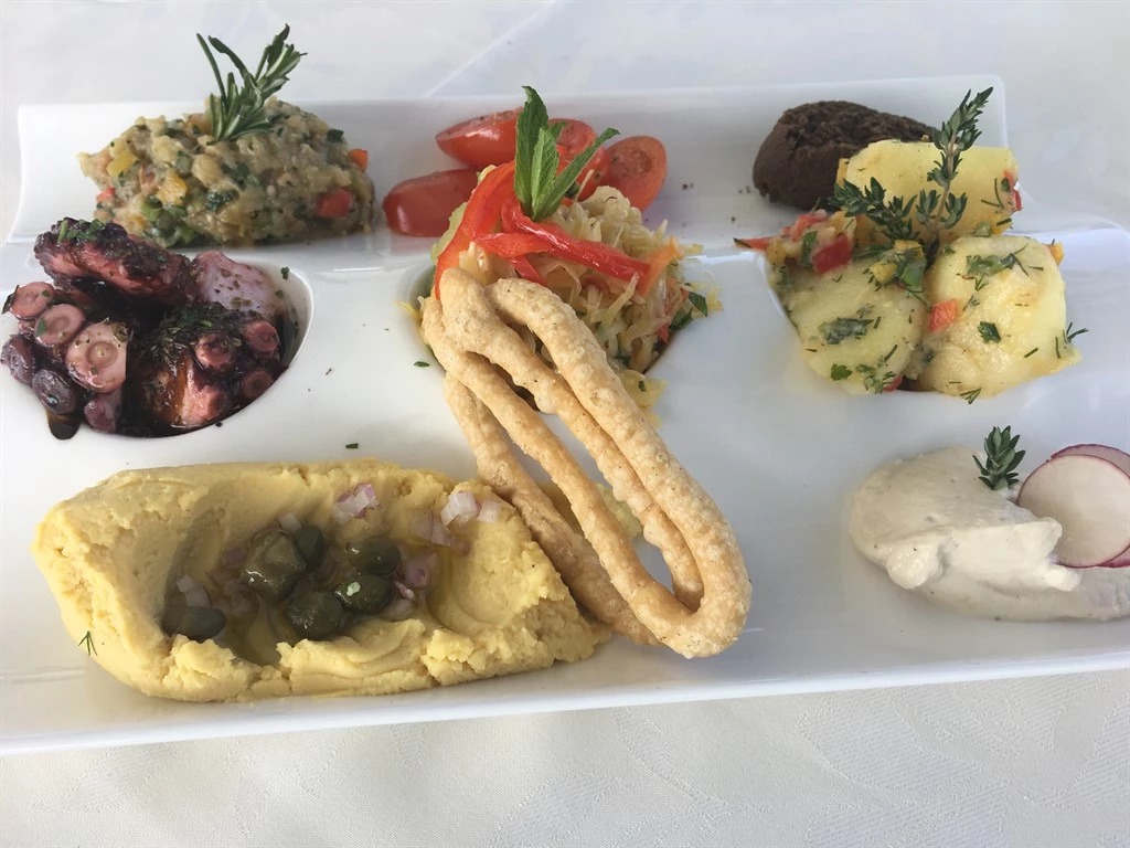 Αυτή τη Σαρακοστή απολαμβάνουμε μεσογειακές γεύσεις στο ξενοδοχείο Titania