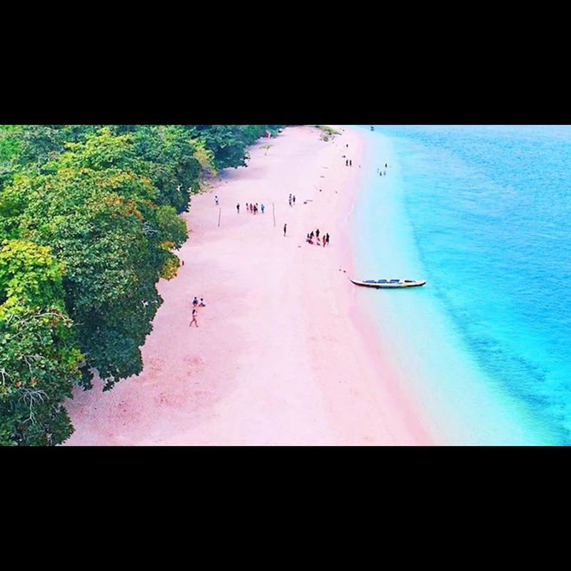6 ροζ παραλίες για να βιώσεις το απόλυτο wanderlust - εικόνα 1