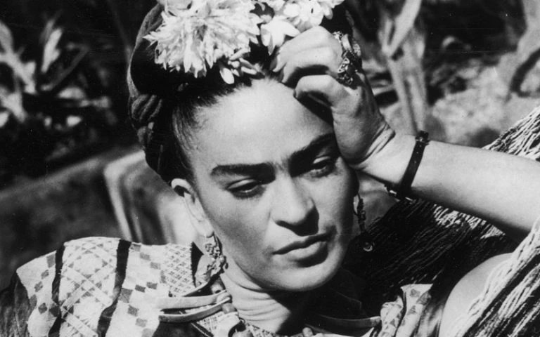12 μαθήματα ζωής από την υπέροχη Frida Kahlo