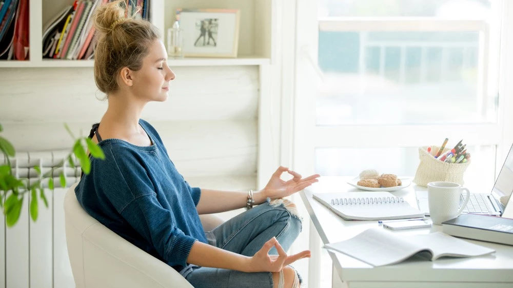 Mindfulness: 5 εύκολες πρακτικές που μπορείς να ακολουθείς καθημερινά