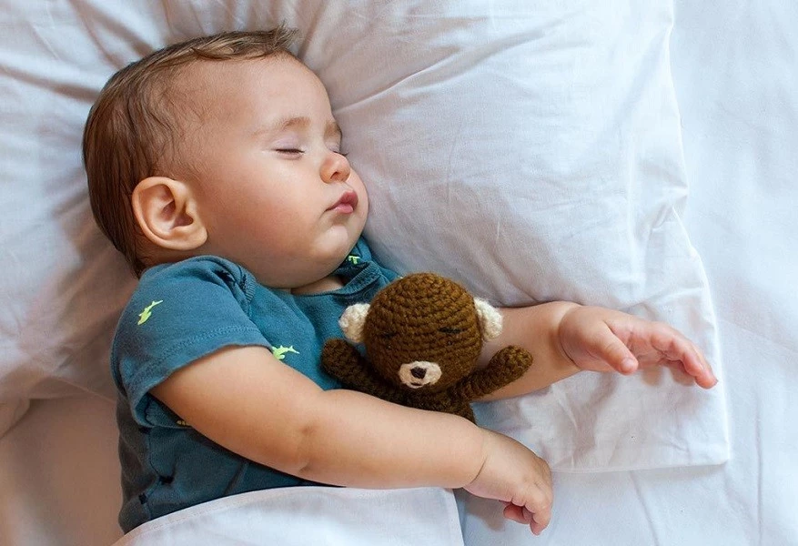 Καλοκαίρι | 6 προϋποθέσεις που εξασφαλίζουν έναν ήρεμο ύπνο στο παιδί