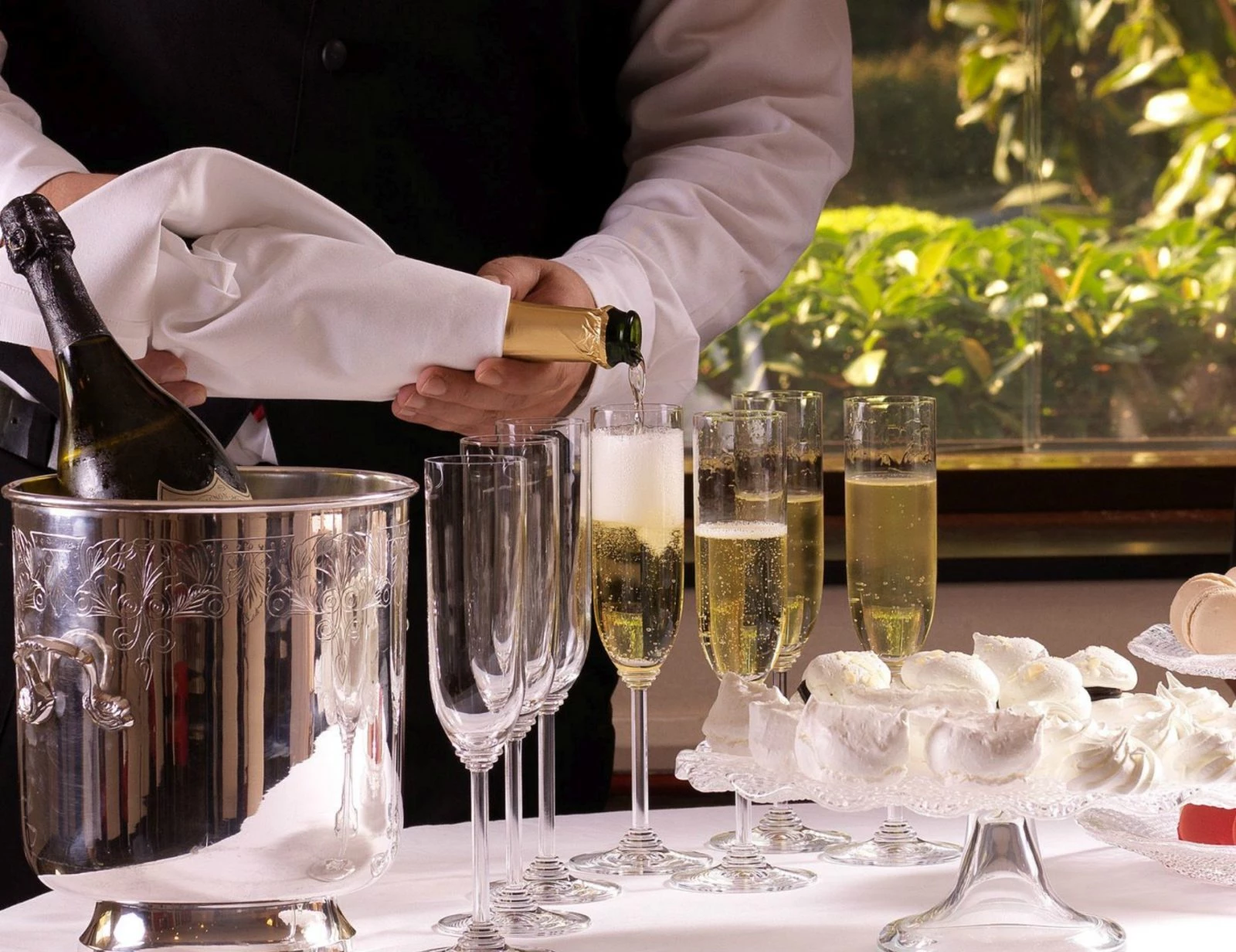 Couples in love | Βρήκαμε τον πιο ρομαντικό προορισμό για του Αγίου Βαλεντίνου