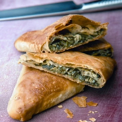 Πολίτικη Κουζίνα: Τρεις συνταγές για πίτες - εικόνα 3