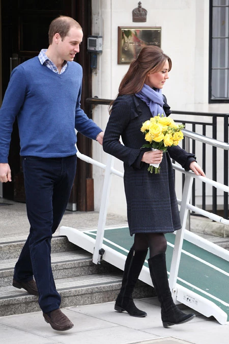 Φωτό: Η Kate Middleton βγήκε από το νοσοκομείο