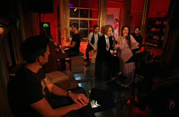 Η Τάμτα στην τελευταία unplugged συναυλία της στο Booze - εικόνα 2