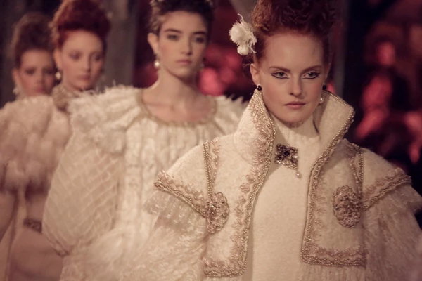 Chanel: Το ατμοσφαιρικό fashion show στο Εδιμβούργο - εικόνα 8