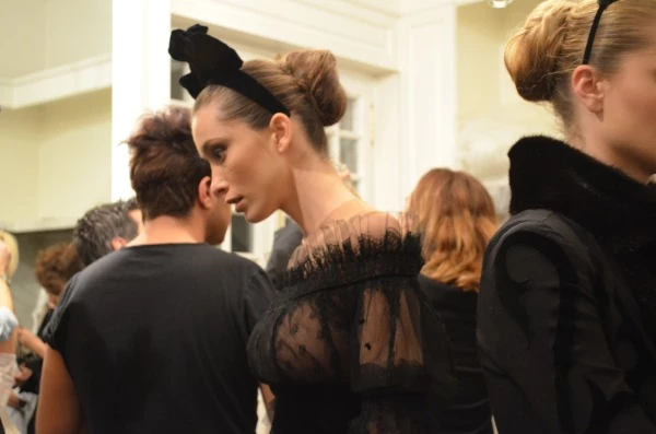 Celia Kritharioti Haute Couture: H Δούκισσα στο show για τη συλλογή Χειμώνας 2013 - εικόνα 28