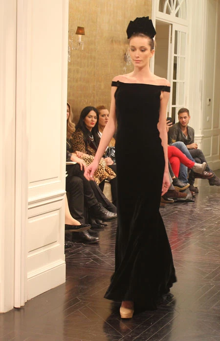 Celia Kritharioti Haute Couture: H Δούκισσα στο show για τη συλλογή Χειμώνας 2013 - εικόνα 13