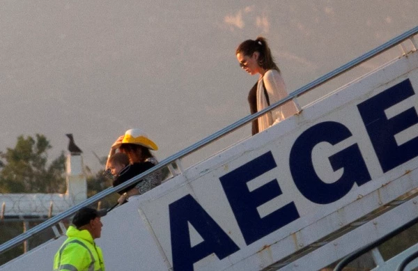 Η οικογένεια Kardashian έφτασε στην Ελλάδα - εικόνα 4