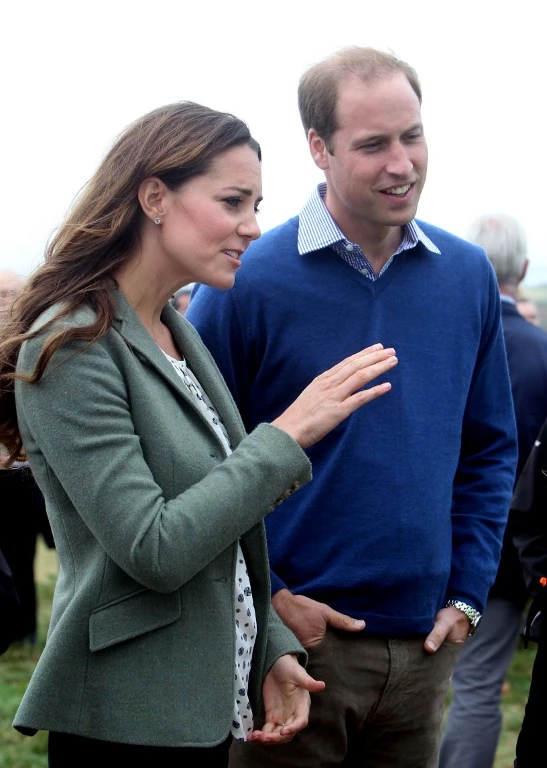 Kate Middleton - Πρίγκιπας Ουίλιαμ: Η πρώτη επίσημη δημόσια έξοδος