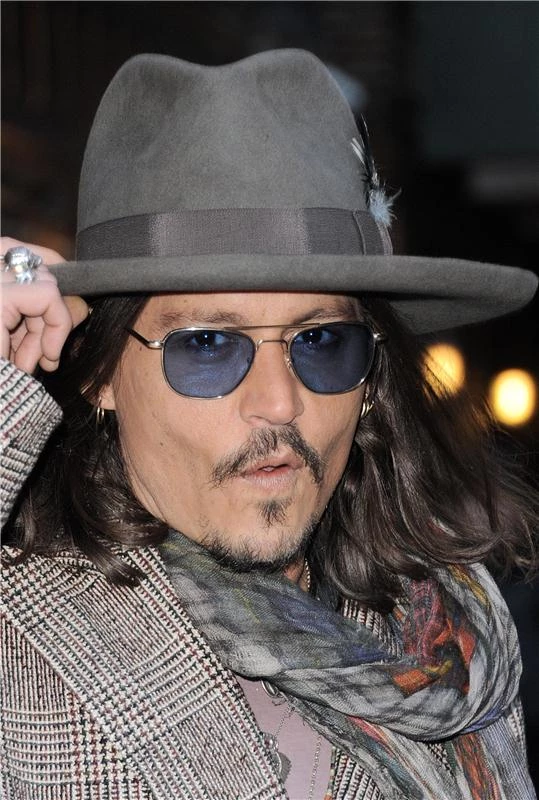 Που εντόπισε ο φακός τον Johnny Depp; - εικόνα 3