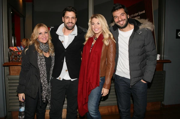 Όλη η showbiz στην παράσταση «Τα Βαφτίσια» - εικόνα 3