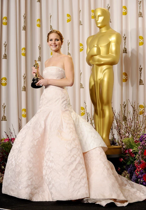 Jennifer Lawrence: Η μεγάλη νικήτρια των Όσκαρ 2013