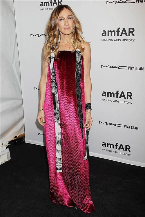 Η Sarah Jessica Parker στο AmfAR Gala