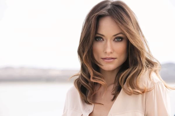 Η Olivia Wilde είναι το νέο πρόσωπο της Avon - εικόνα 2