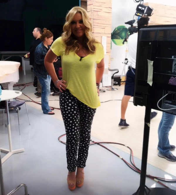 Τα ωραιότερα looks της Ναταλίας Γερμανού από την περασμένη τηλεοπτική σεζόν