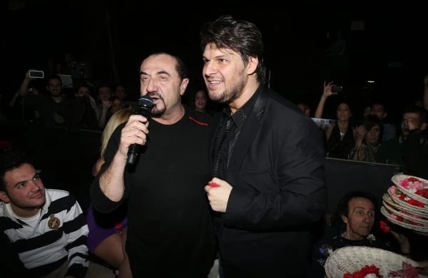 Λευτέρης Πανταζής - Νατάσα Θεοδωρίδου: Πού συναντήθηκαν;  - εικόνα 5