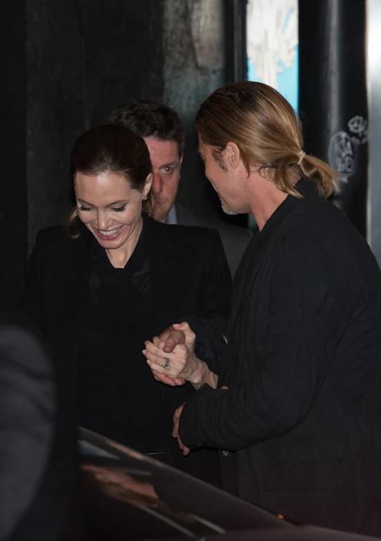 Η Angelina Jolie και ο Brad Pitt στο Παρίσι - εικόνα 11