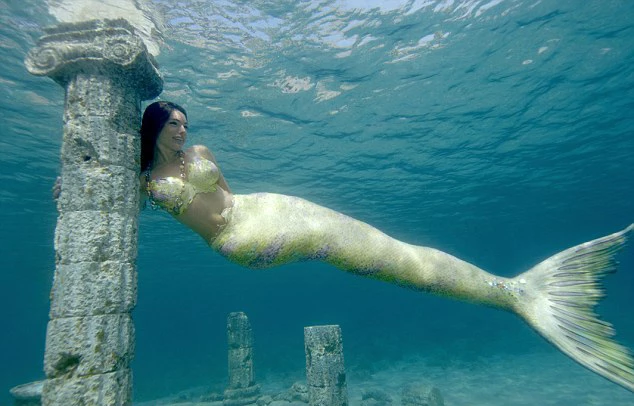 Η Keira Knightley και γνωστά μοντέλα φωτογραφίζονται underwater! - εικόνα 8