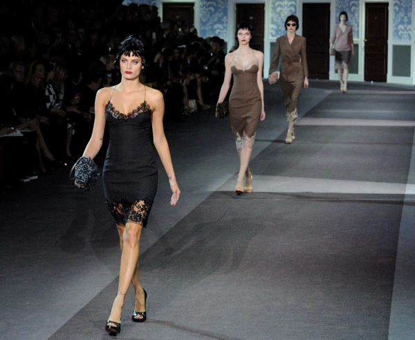Paris Fashion Week: Το Show του οίκου Louis Vuitton