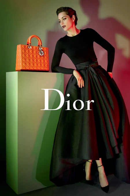Η Marion Cotillard στη νέα καμπάνια της Lady Dior