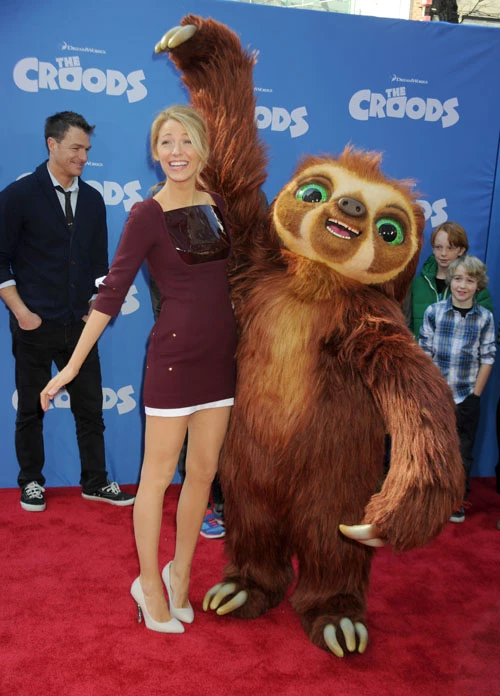 Τι φόρεσε η Blake Lively στην πρεμιέρα της ταινίας The Croods;