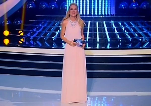 Τι φόρεσε η Μαρία Μπεκατώρου στο 6ο Live του «Your Face Sounds Familiar»