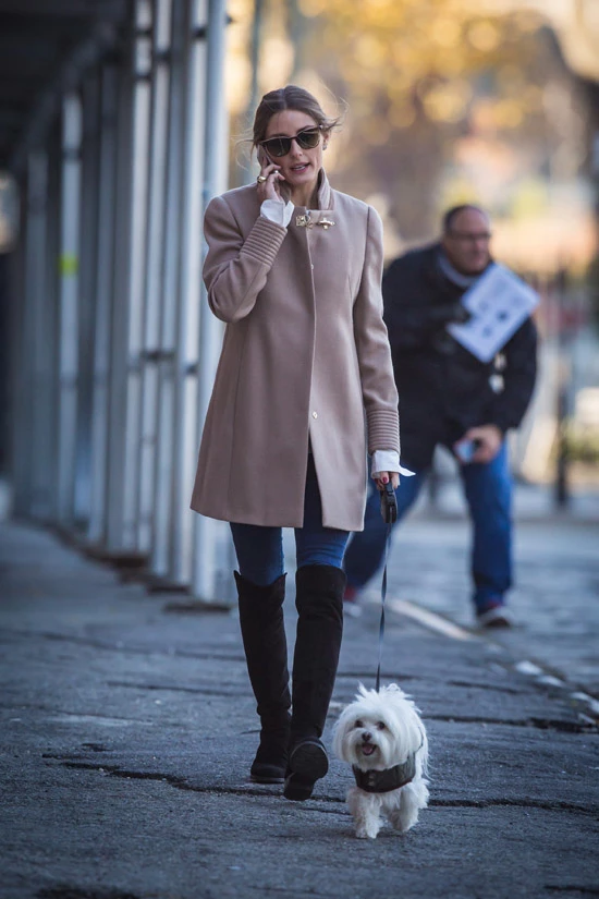 To φθινοπωρινό casual look της Olivia Palermo