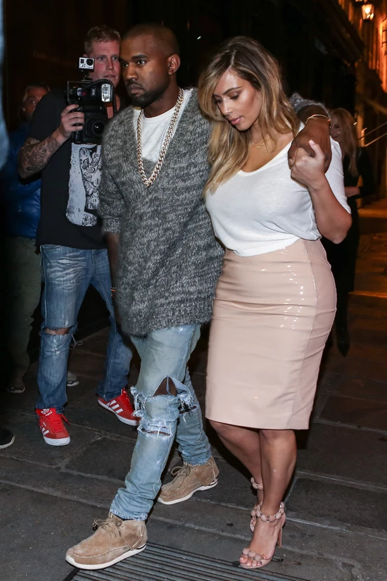Kim Kardashian: Οι sexy εμφανίσεις της στο Παρίσι - εικόνα 5