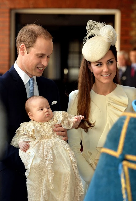 Catherine Middleton - Πρίγκιπας William: Βάφτισαν τον γιο τους! 