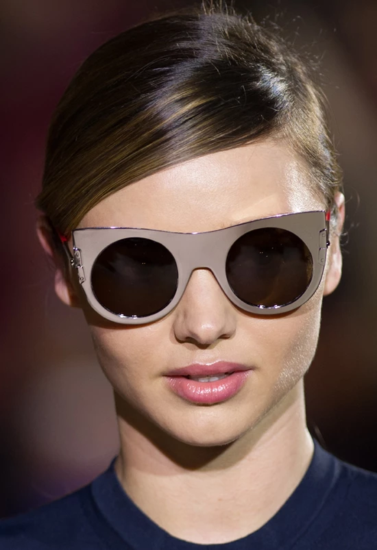 Η Miranda Kerr στο catwalk της Stella McCartney - εικόνα 3