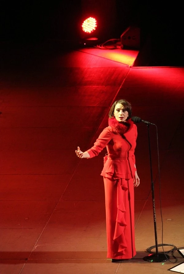 Luz Casal: Ποιοι βρέθηκαν στην συναυλία της στο Ηρώδειο - εικόνα 4