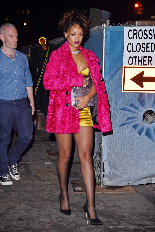 Η Rihanna σε βραδινή έξοδο