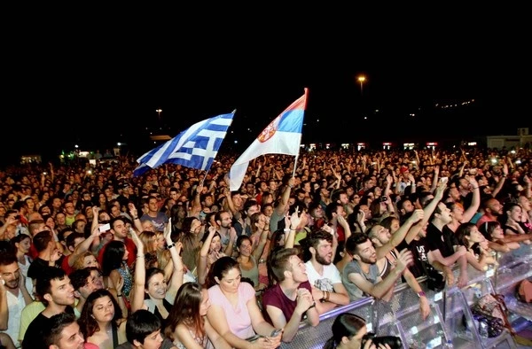 Αντώνης Ρέμος - Άννα Βίσση: Στιγμιότυπα από την συναυλία του στη Θεσσαλονίκη - εικόνα 5