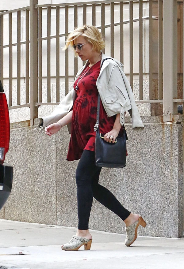 Mommy to be: H Scarlett Johansson στη Νέα Υόρκη 