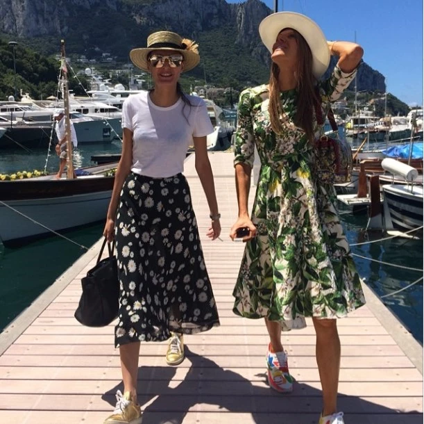 H Anna Dello Russo στο Κάπρι για τους Dolce & Gabbana - εικόνα 3