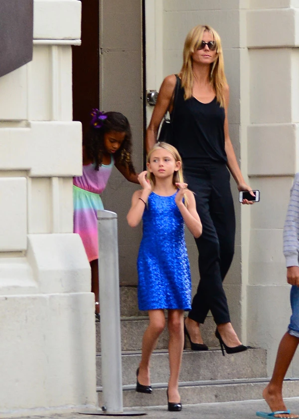 Οι κόρες της Heidi Klum φορούν ψηλοτάκουνα! - εικόνα 4