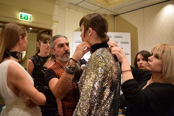 Dimitris Petrou Fashion Show: Είδαμε όλες τις hot τάσεις στα μαλλιά και οι συμβουλές του Γιώργου Δουδέση - εικόνα 4