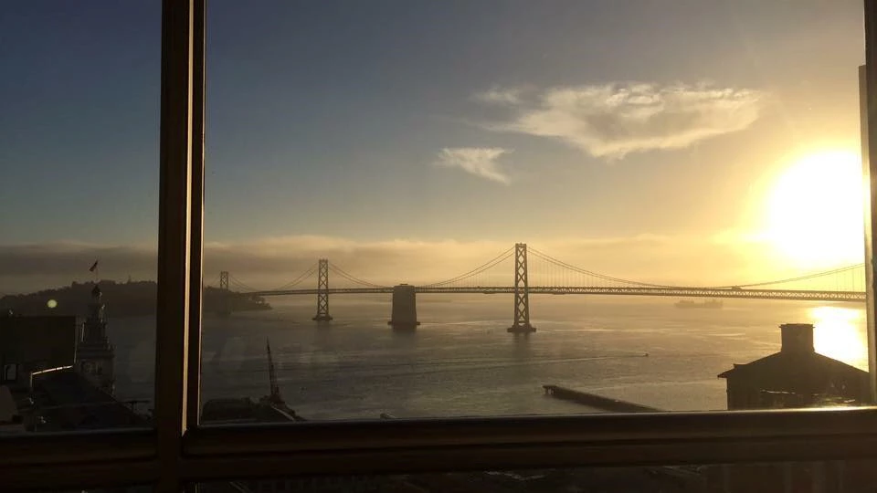 Αδύνατη για πάντα: San Francisco calling 