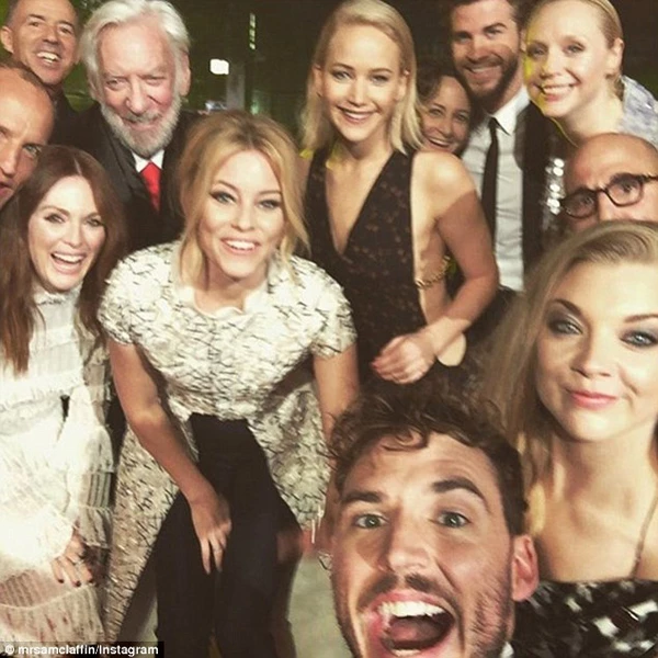 Mockingjay 2: Η selfie που μας θύμισε τα Όσκαρ - εικόνα 2
