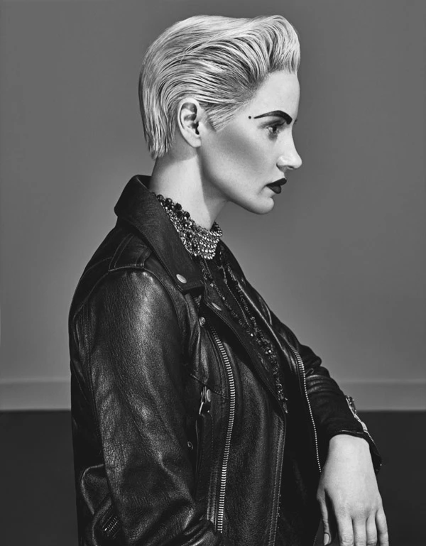 H Jessica Chastain μεταμορφώνεται σε punk πριγκίπισσα - εικόνα 2