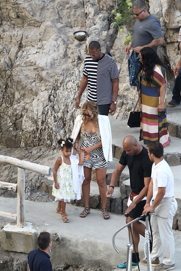 Beyonce: Δες φωτογραφίες από τις οικογενειακές της διακοπές - εικόνα 3