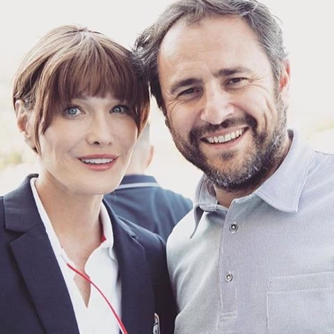 Carla Bruni: Η πρώην πρώτη κυρία της Γαλλίας σε ένα αναπάντεχο ρόλο!