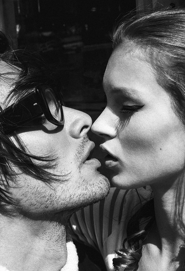Kate Moss: Σε δημοπρασία φωτογραφίες της από όταν ήταν μόλις 18 χρονών - εικόνα 6