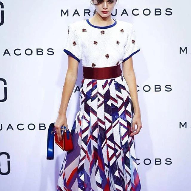 Marc Jacobs: Το θεαματικό fashion show που έβαλε φωτιά στα social media - εικόνα 3